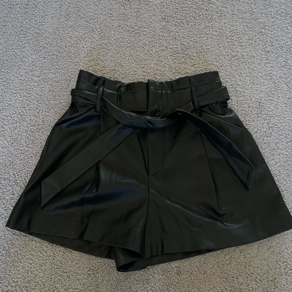 Zara Women's Black Leather Shorts - Picture 1 of 3